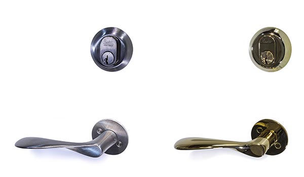 Dørgreb designet af Arne Jacobsen.
